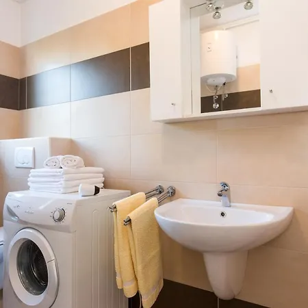 Lana Apartment Punat Exterior photo