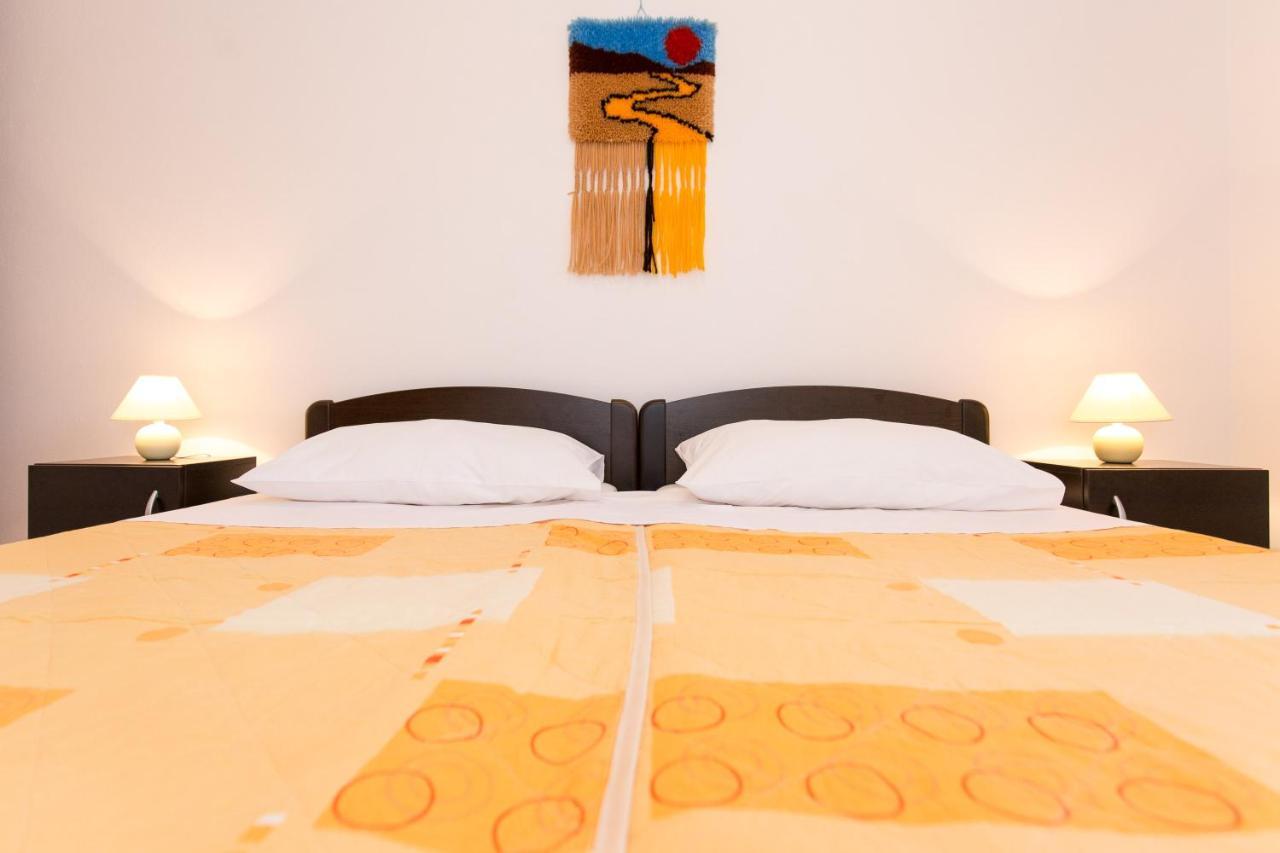 Apartment Lana Punat